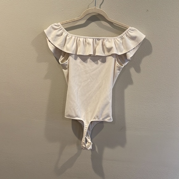 Express, Ruffle body suit, Size XS - Picture 3 of 3